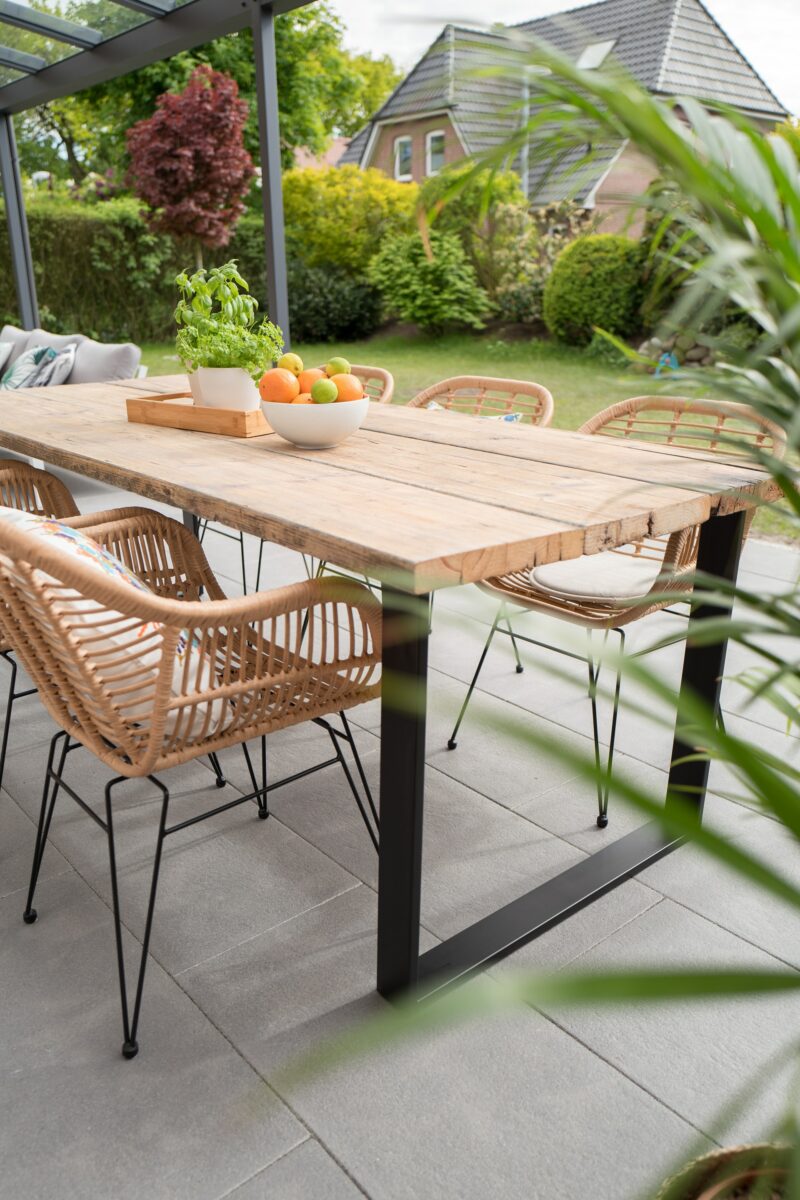 outdoor patio garden
