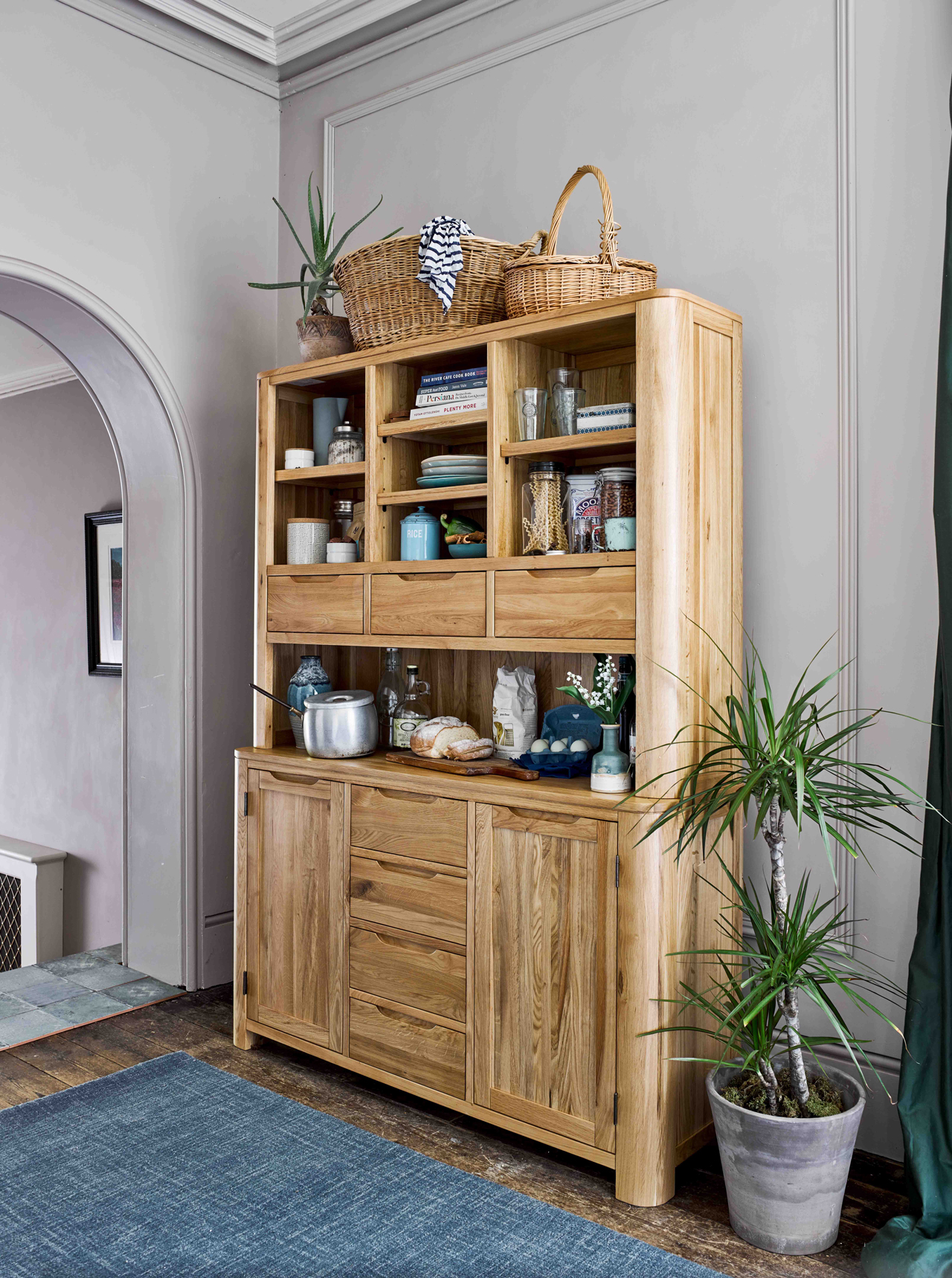oak sideboard hallway