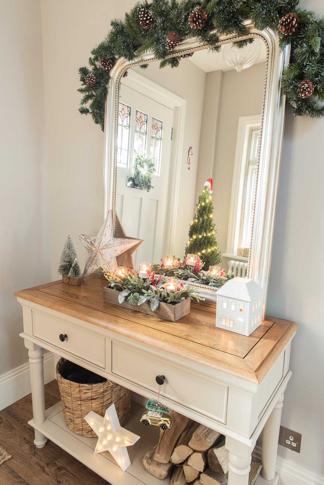 Christmas Hallway Inspiration