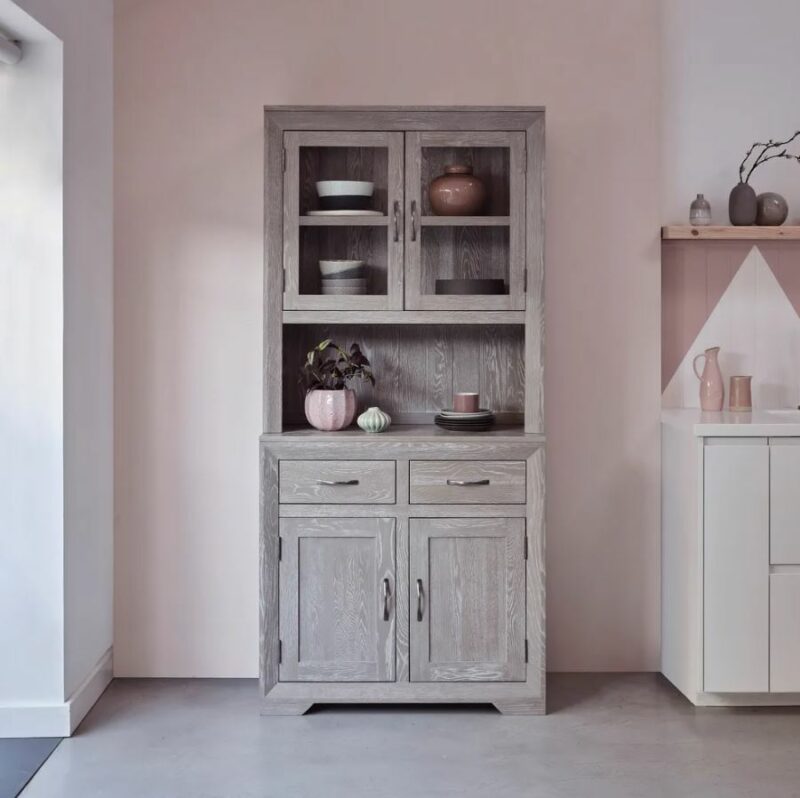 Willow dresser