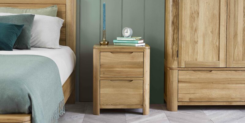 Romsey bedside table